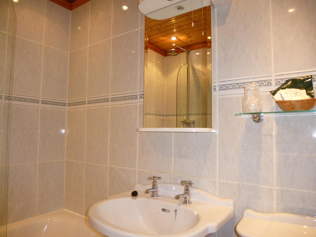 Somerton House Hotel Lockerbie Bagian luar foto